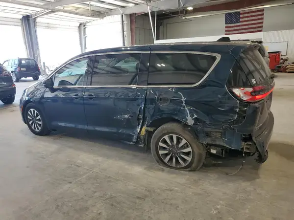 2C4RC1L71PR631515 2023 CHRYSLER PACIFICA - Image 2