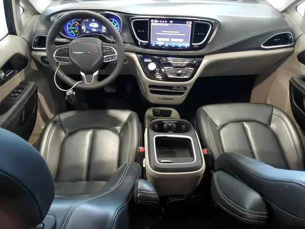 2C4RC1L71PR631515 2023 CHRYSLER PACIFICA - Image 8