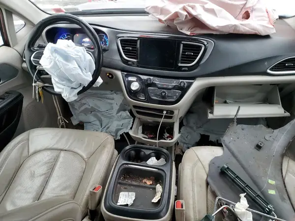 2C4RC1L72KR541783 2019 CHRYSLER PACIFICA - Image 8