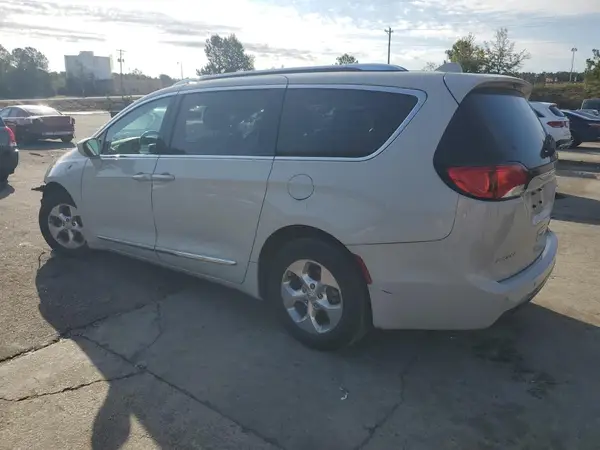 2C4RC1L72KR655752 2019 CHRYSLER PACIFICA - Image 2