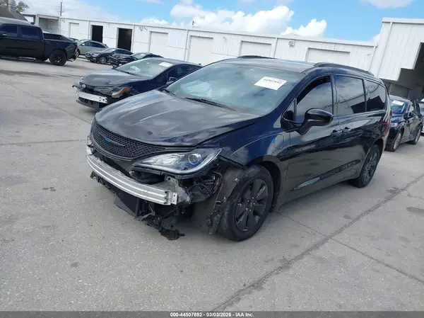 2C4RC1L72LR267552 2020 CHRYSLER PACIFICA - Image 2
