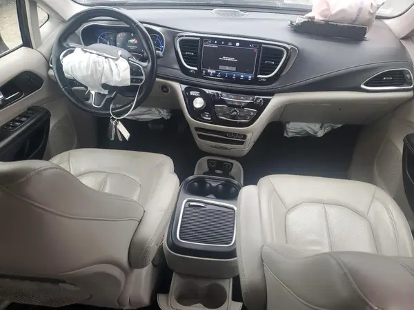 2C4RC1L72MR585897 2021 CHRYSLER PACIFICA - Image 8