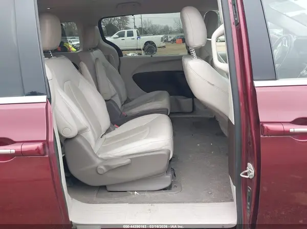 2C4RC1L72MR597080 2021 CHRYSLER PACIFICA - Image 8