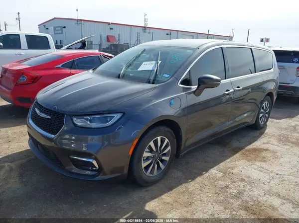2C4RC1L72NR118934 2022 CHRYSLER PACIFICA - Image 2