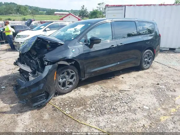 2C4RC1L72NR173562 2022 CHRYSLER PACIFICA - Image 2