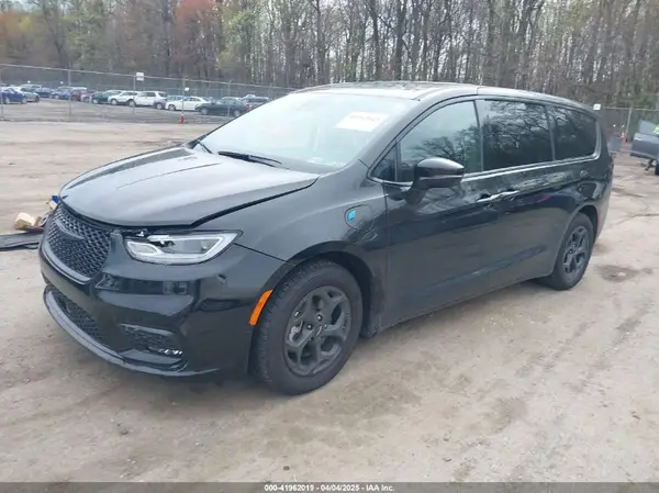 2C4RC1L72NR180043 2022 CHRYSLER PACIFICA - Image 2