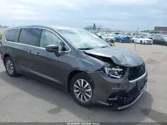 2C4RC1L72NR206771 2022 CHRYSLER PACIFICA