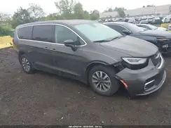 2C4RC1L72NR206835 2022 CHRYSLER PACIFICA