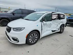 2C4RC1L72NR212733 2022 CHRYSLER PACIFICA