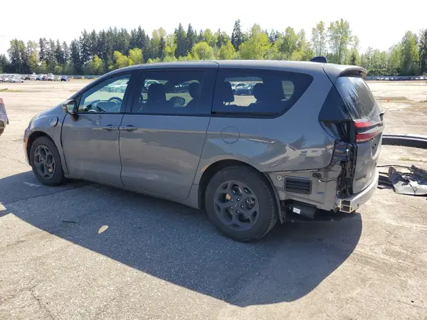 2C4RC1L72PR527633 2023 CHRYSLER PACIFICA - Image 2