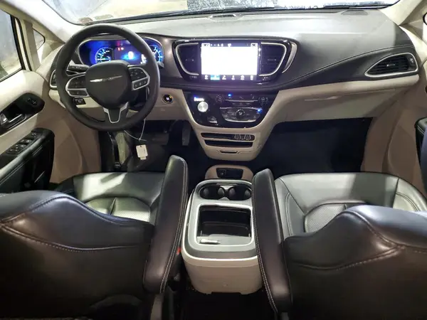 2C4RC1L72PR562270 2023 CHRYSLER PACIFICA - Image 8
