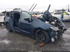 2C4RC1L72PR618613 2023 CHRYSLER PACIFICA