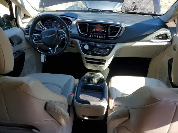 2C4RC1L73JR125059 2018 CHRYSLER PACIFICA - Image 8