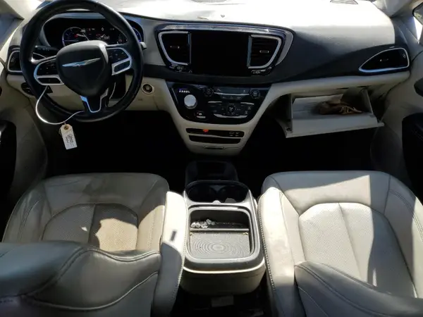 2C4RC1L73JR229938 2018 CHRYSLER PACIFICA - Image 8