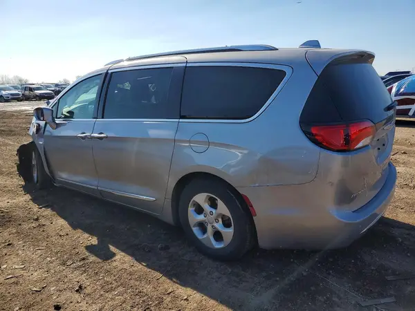 2C4RC1L73JR364952 2018 CHRYSLER PACIFICA - Image 2