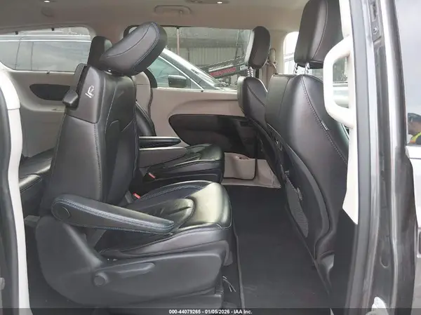 2C4RC1L73MR603209 2021 CHRYSLER PACIFICA - Image 8