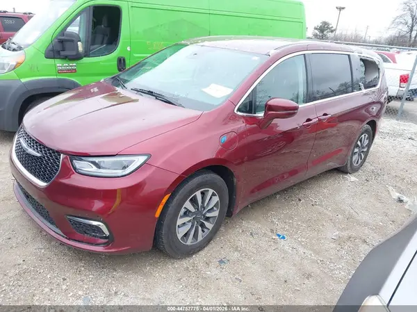 2C4RC1L73NR129814 2022 CHRYSLER PACIFICA - Image 2