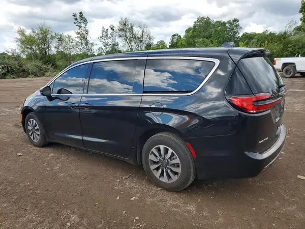 2C4RC1L73NR155975 2022 CHRYSLER PACIFICA - Image 2