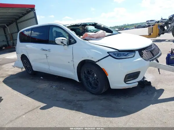 2C4RC1L73NR215981 2022 CHRYSLER PACIFICA - Image 1