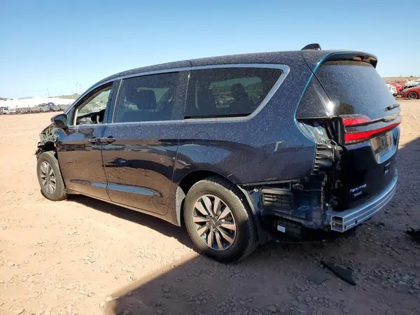 2C4RC1L73PR569793 2023 CHRYSLER PACIFICA - Image 2