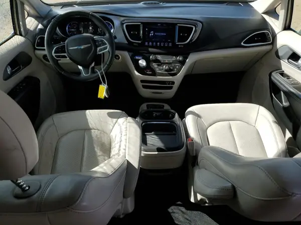 2C4RC1L74JR124843 2018 CHRYSLER PACIFICA - Image 8