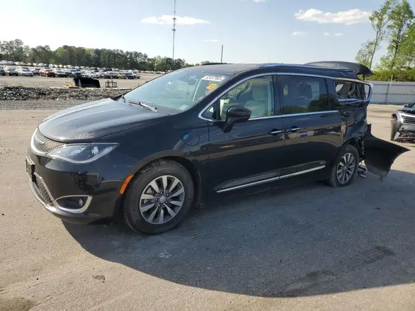 2C4RC1L74LR263132 2020 CHRYSLER PACIFICA - Image 1