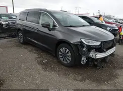 2C4RC1L74MR603087 2021 CHRYSLER PACIFICA