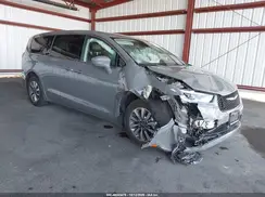 2C4RC1L74NR121432 2022 CHRYSLER PACIFICA