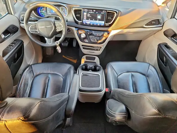 2C4RC1L74NR184272 2022 CHRYSLER PACIFICA - Image 8