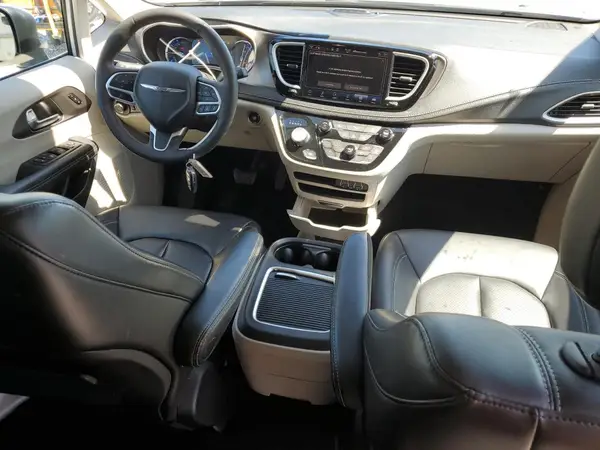 2C4RC1L74PR558768 2023 CHRYSLER PACIFICA - Image 8