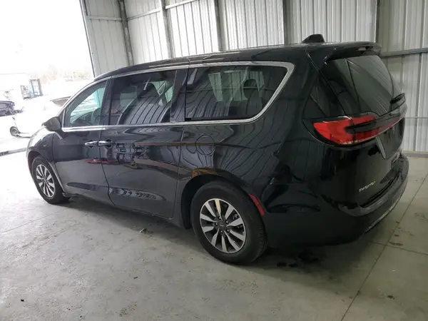 2C4RC1L74PR575358 2023 CHRYSLER PACIFICA - Image 2