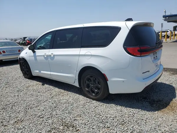 2C4RC1L74PR614577 2023 CHRYSLER PACIFICA - Image 2