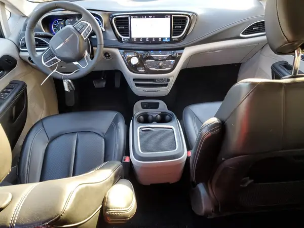 2C4RC1L74PR632108 2023 CHRYSLER PACIFICA - Image 8