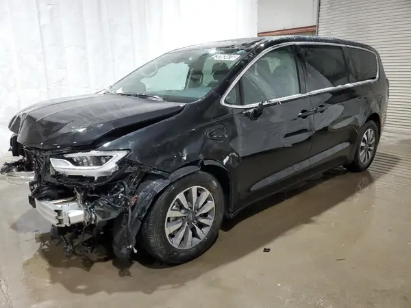 2C4RC1L74PR632335 2023 CHRYSLER PACIFICA - Image 1