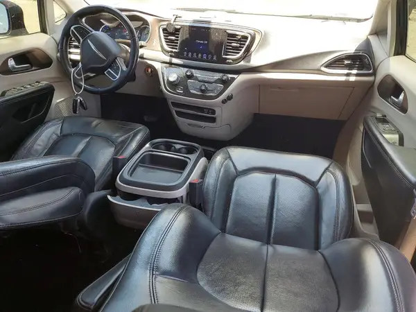 2C4RC1L75HR765106 2017 CHRYSLER PACIFICA - Image 8