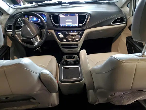 2C4RC1L75MR586994 2021 CHRYSLER PACIFICA - Image 8