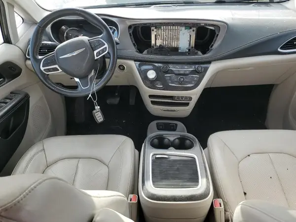 2C4RC1L75MR596571 2021 CHRYSLER PACIFICA - Image 8