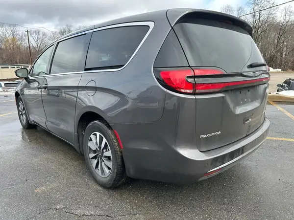 2C4RC1L75NR139518 2022 CHRYSLER PACIFICA - Image 2