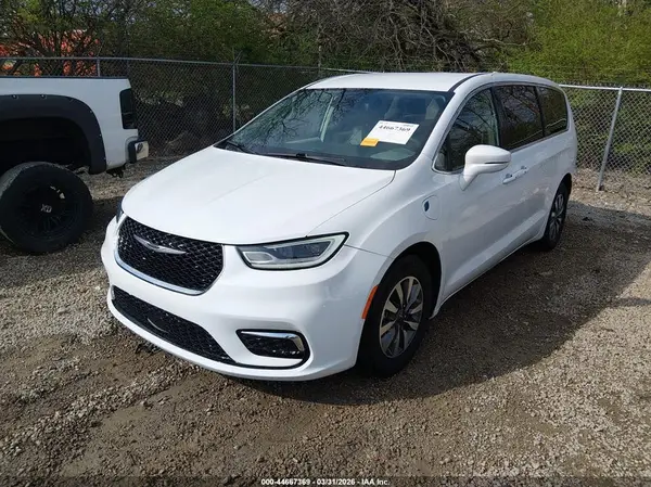2C4RC1L75NR143617 2022 CHRYSLER PACIFICA - Image 2