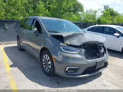 2C4RC1L75PR599135 2023 CHRYSLER PACIFICA