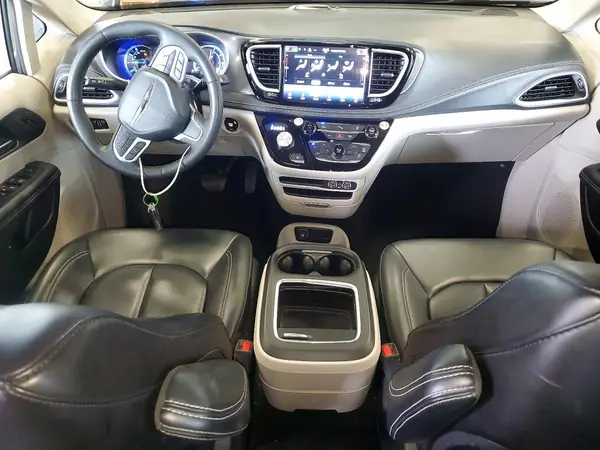 2C4RC1L75PR618055 2023 CHRYSLER PACIFICA - Image 8