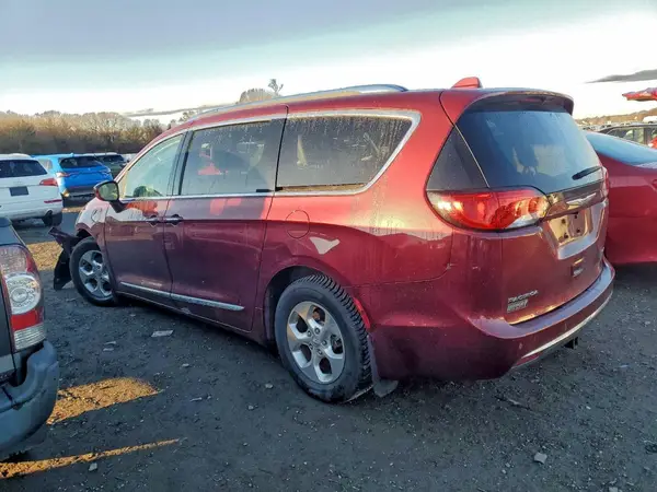 2C4RC1L76JR172747 2018 CHRYSLER PACIFICA - Image 2