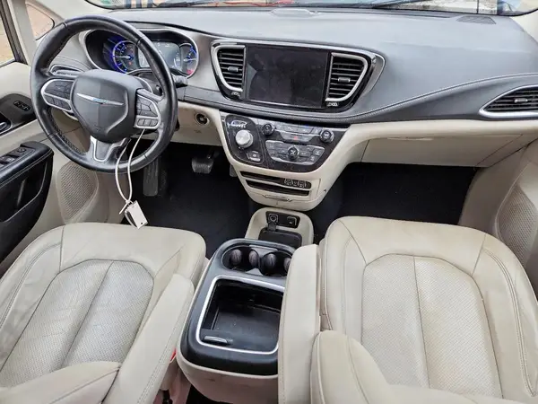 2C4RC1L76MR581156 2021 CHRYSLER PACIFICA - Image 8