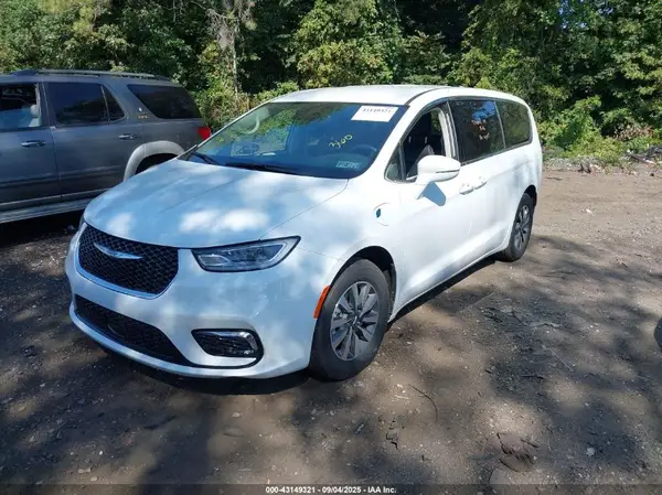 2C4RC1L76NR100453 2022 CHRYSLER PACIFICA - Image 2