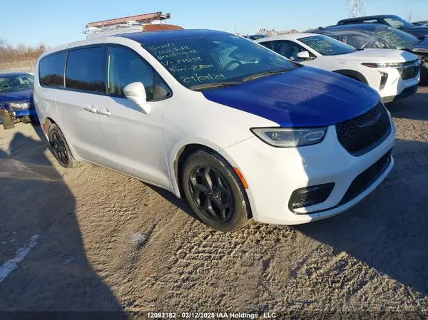 2C4RC1L76NR145134 2022 CHRYSLER PACIFICA - Image 1