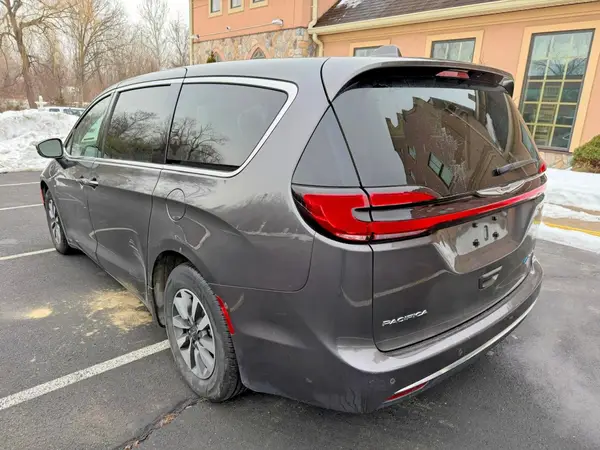 2C4RC1L76NR156036 2022 CHRYSLER PACIFICA - Image 2