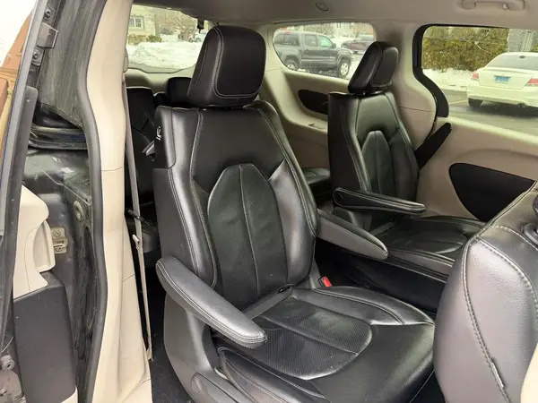 2C4RC1L76NR156036 2022 CHRYSLER PACIFICA - Image 8
