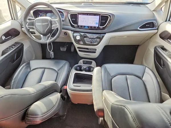 2C4RC1L76PR523309 2023 CHRYSLER PACIFICA - Image 8