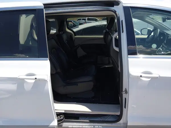 2C4RC1L76PR541180 2023 CHRYSLER PACIFICA - Image 8
