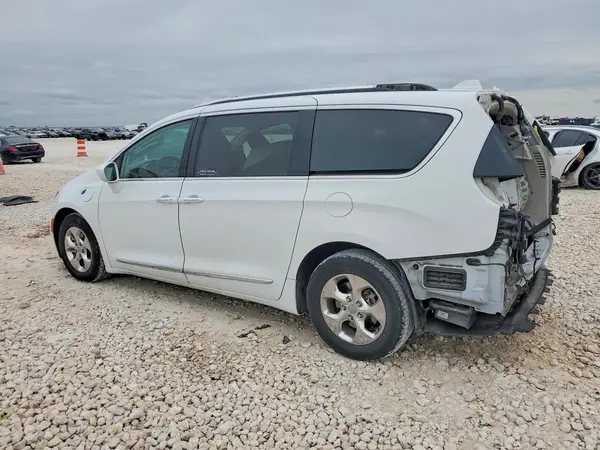 2C4RC1L77JR258312 2018 CHRYSLER PACIFICA - Image 2